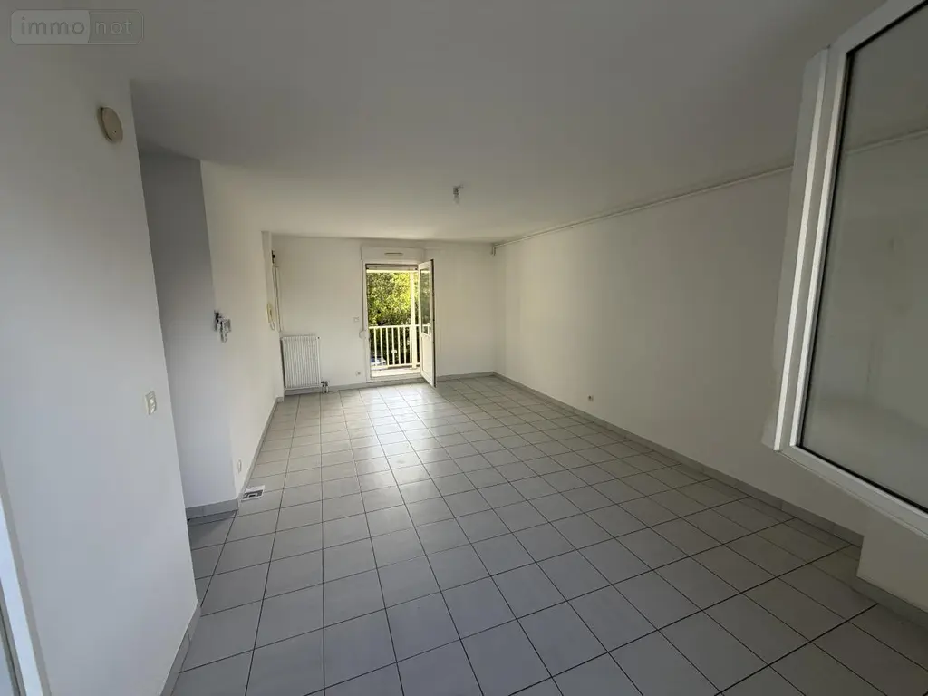 Location appartement Pierrelatte 26700 Drôme 26 65 m2 750 euros 26060-L122 003
