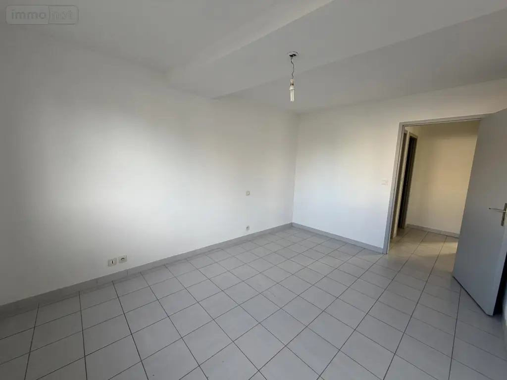 Location appartement Pierrelatte 26700 Drôme 26 65 m2 750 euros 26060-L122 006