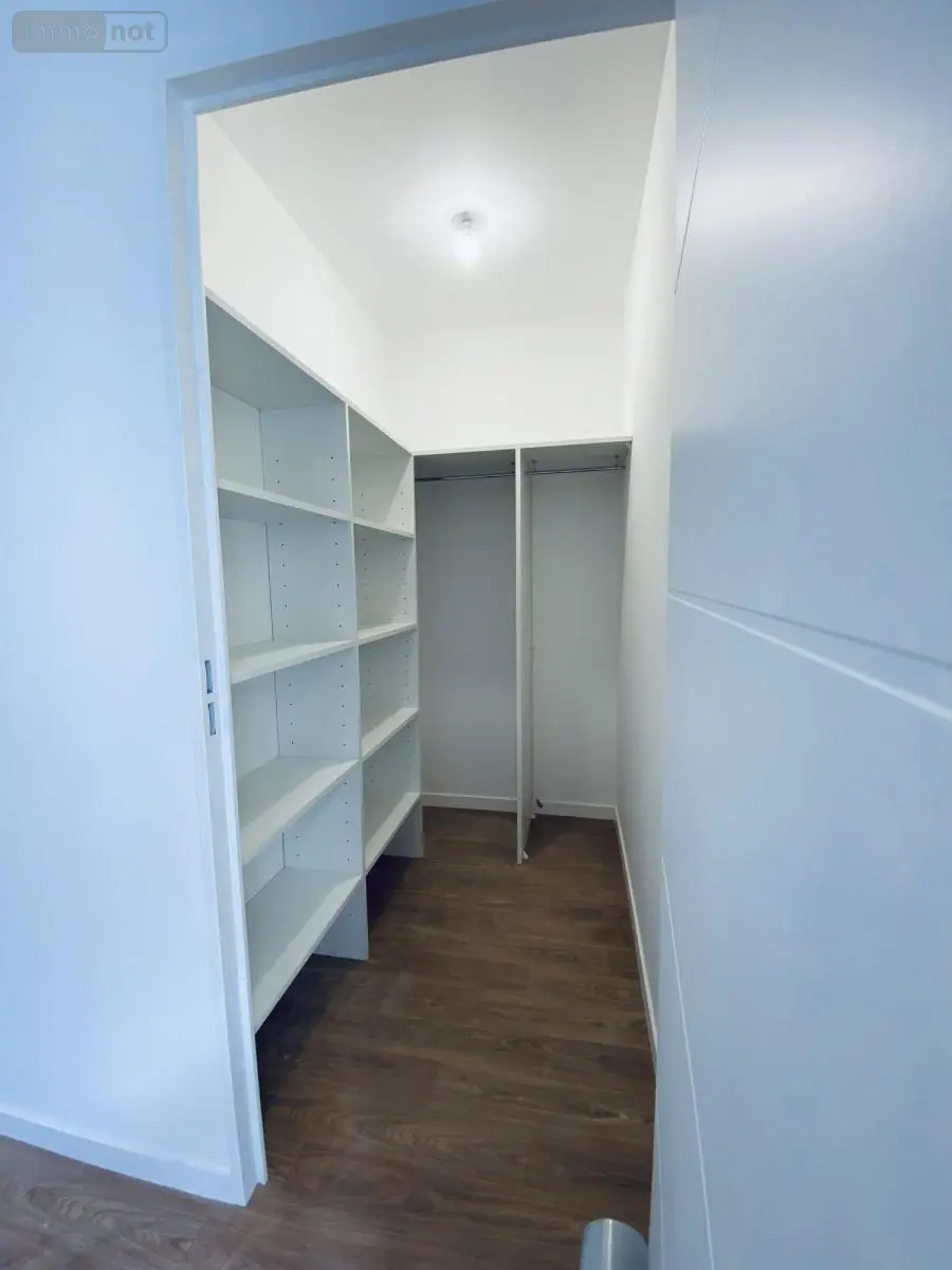 Appartement a vendre Châteaugiron 35410 Ille-et-Vilaine 35 44 m2 2 pièces 187680 euros 35018-1253 011