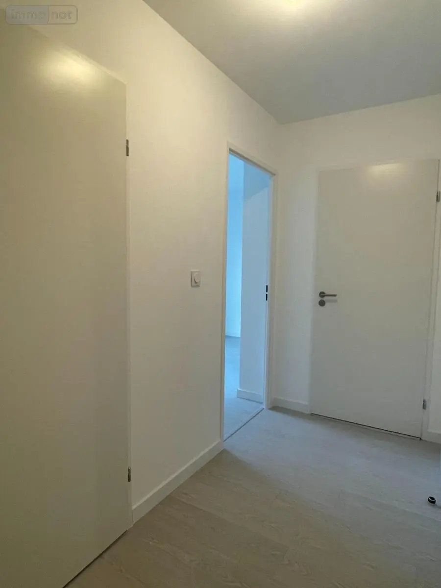 Location appartement Saint-Malo 35400 Ille-et-Vilaine 35 60 m2 3 pièces 758 euros 35104-L138 007