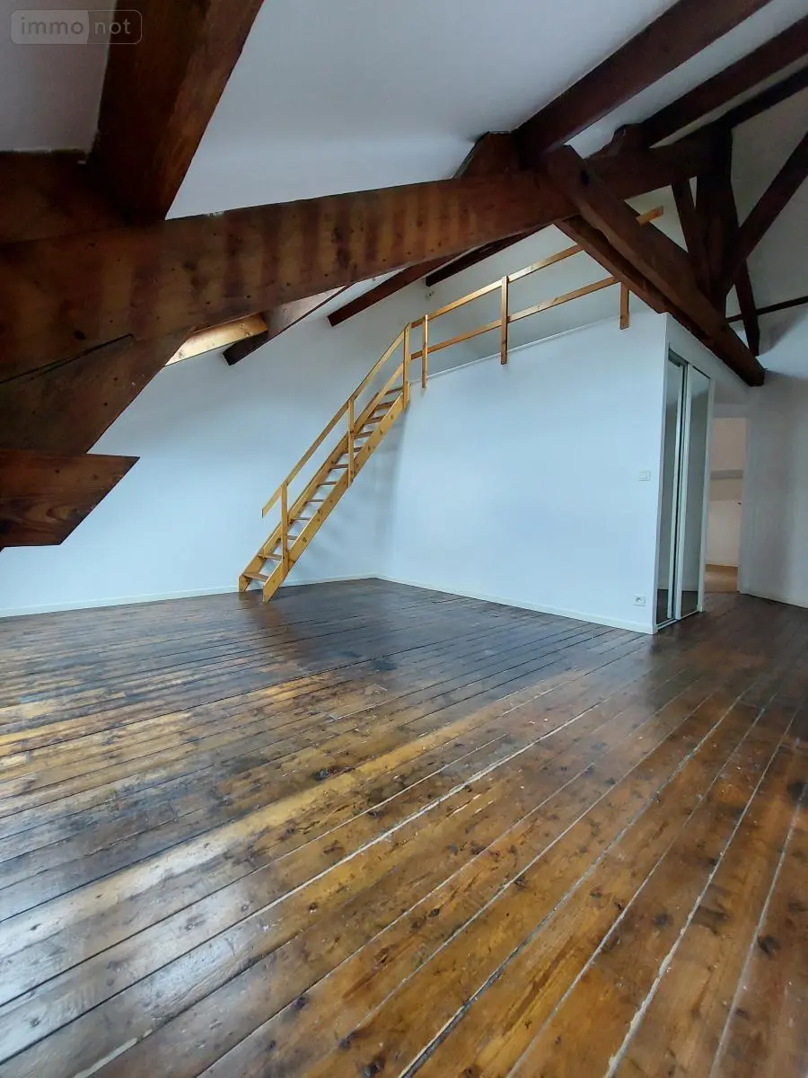Location appartement Reims 51100 Marne 51 47 m2 3 pièces 790 euros 51046-L558 010