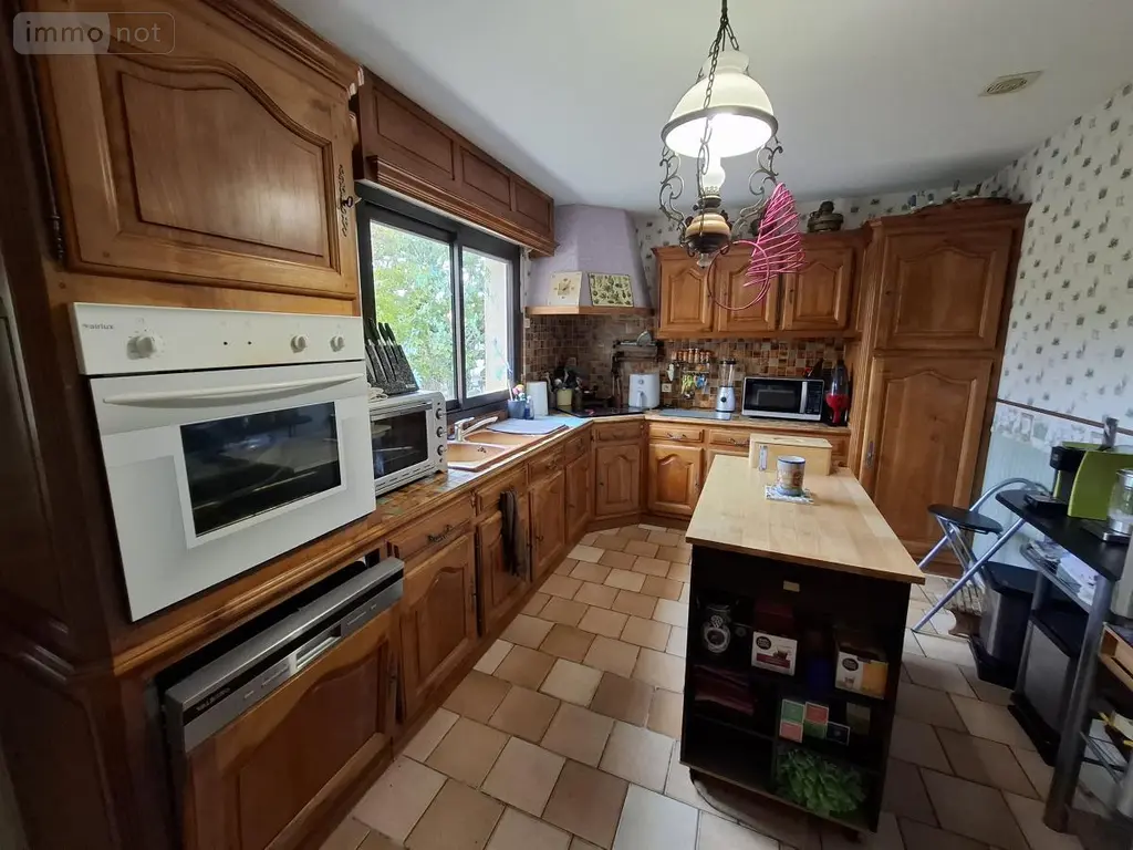 Maison a vendre Corme-Royal 17600 Charente-Maritime 17 169 m2 8 pièces 288530 euros 17111-754 014