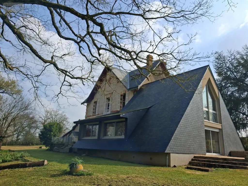 Maison a vendre Montrevault-sur-Èvre 49600 Maine-et-Loire 49 250 m2 9 pièces 354900 euros 49055-89 002
