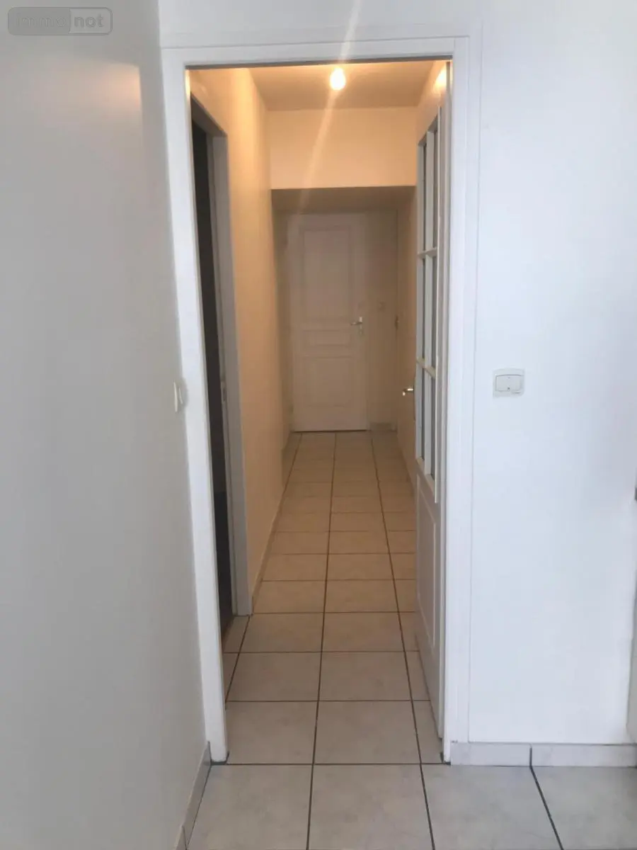 Location appartement Château-Renault 37110 Indre-et-Loire 37 50 m2 480 euros 37007-L446 005