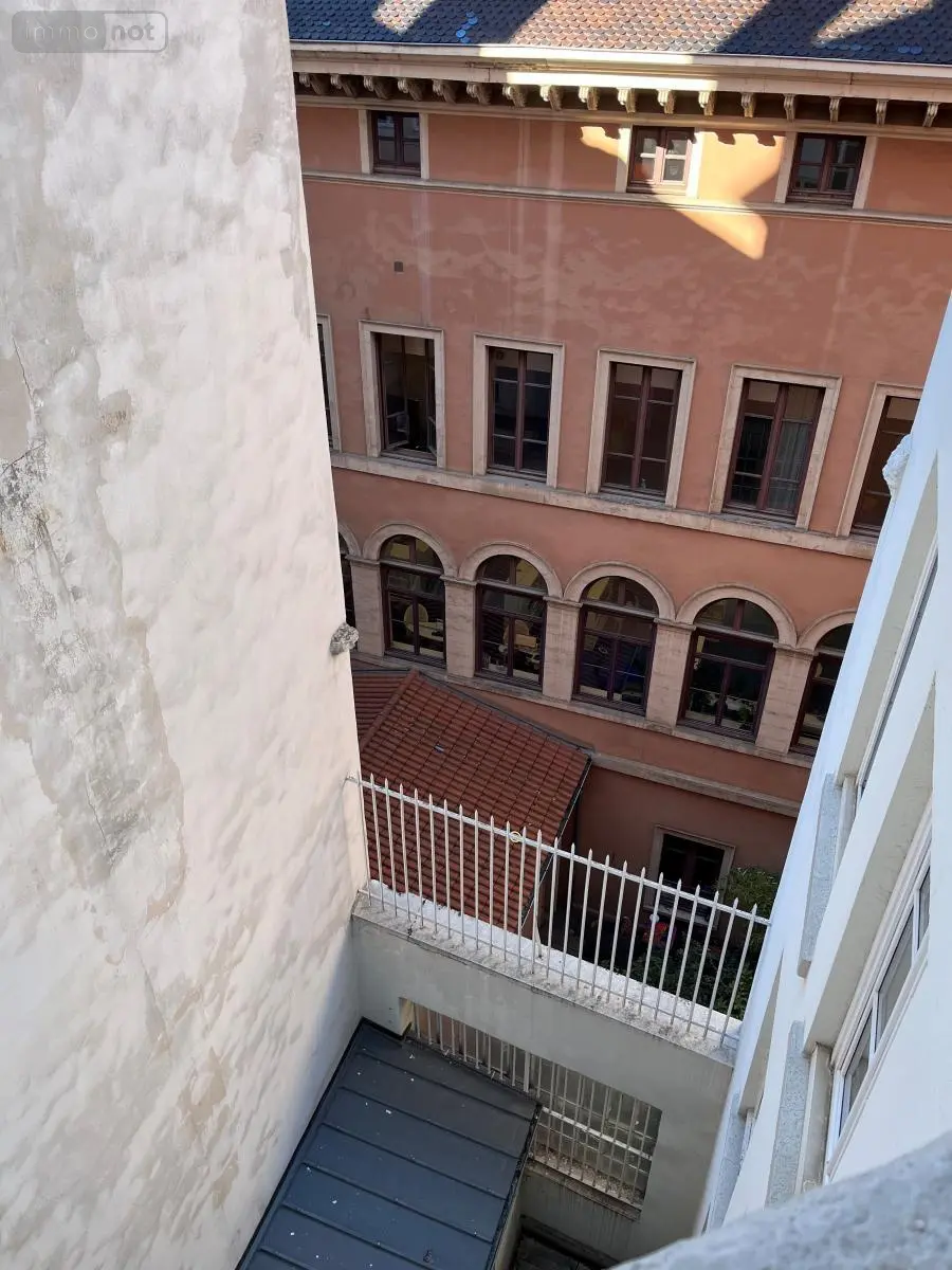 Appartement a vendre Lyon 1er Arrondissement 69001 Rhône 69 60 m2 3 pièces 285600 euros 01070-1552 004
