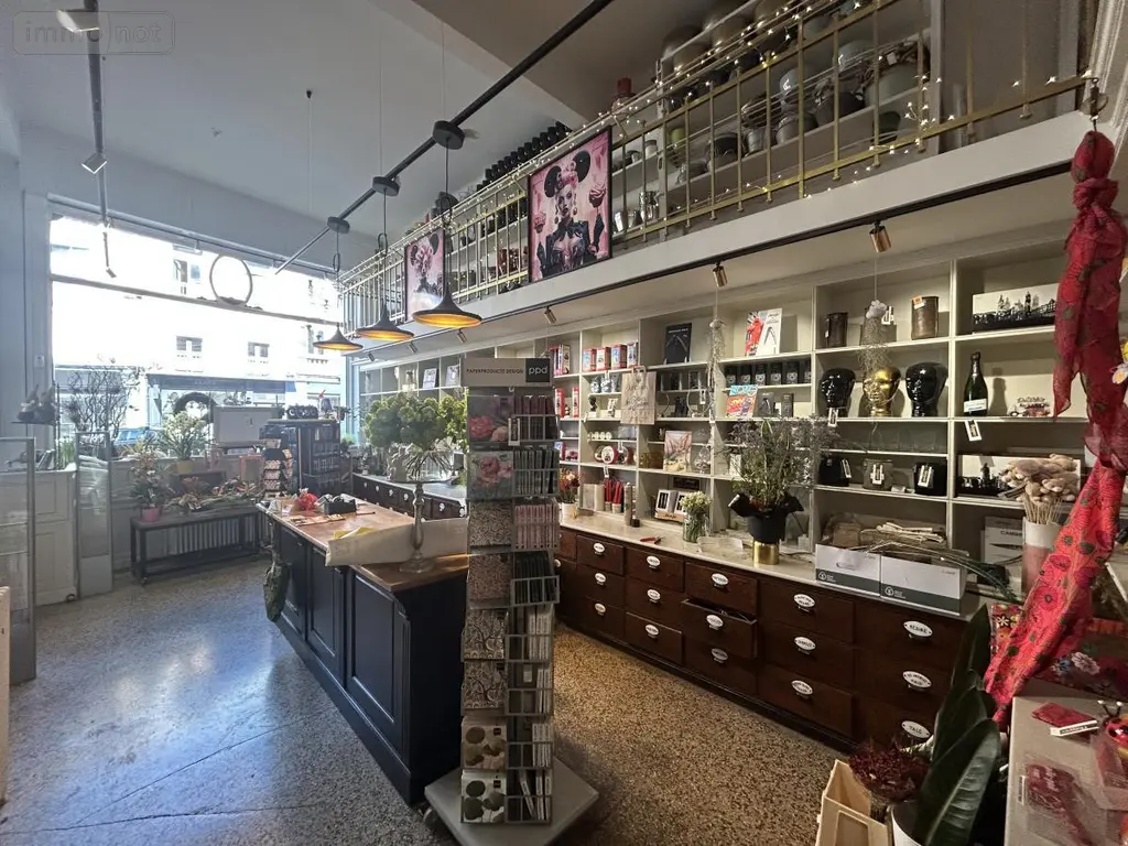 Fonds et murs commerciaux a vendre Cambrai 59400 Nord 59 238 m2 2 pièces 440000 euros 59083-2517 008