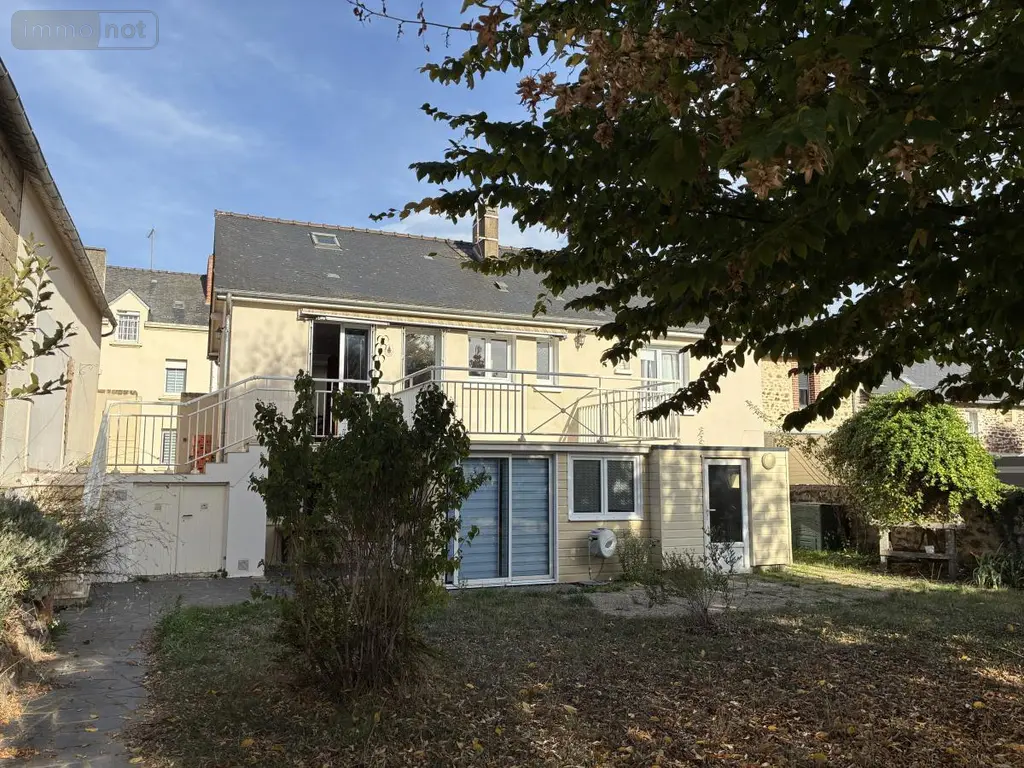 Maison a vendre Montsûrs 53150 Mayenne 53 135 m2 146000 euros 53004-1367 001