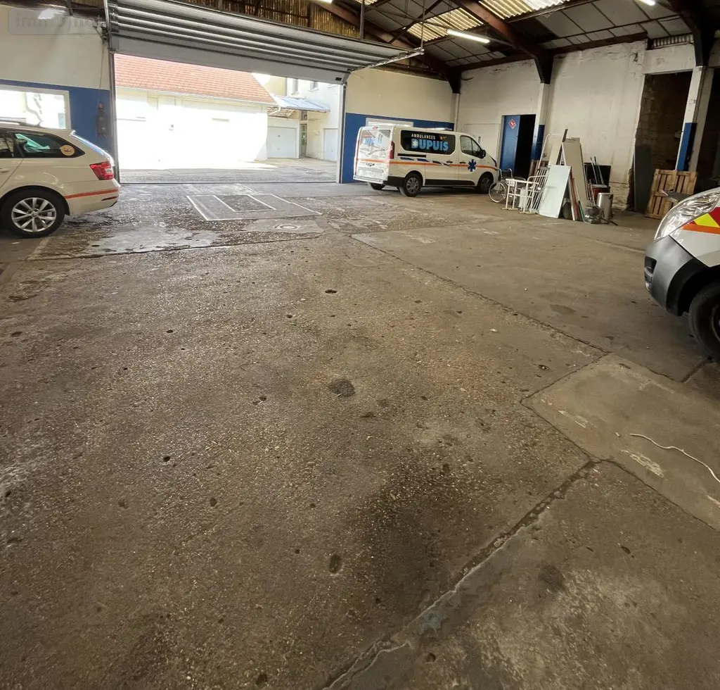 Fonds et murs commerciaux a vendre Dole 39100 Jura 39 487 m2 330000 euros 39033-2534 010
