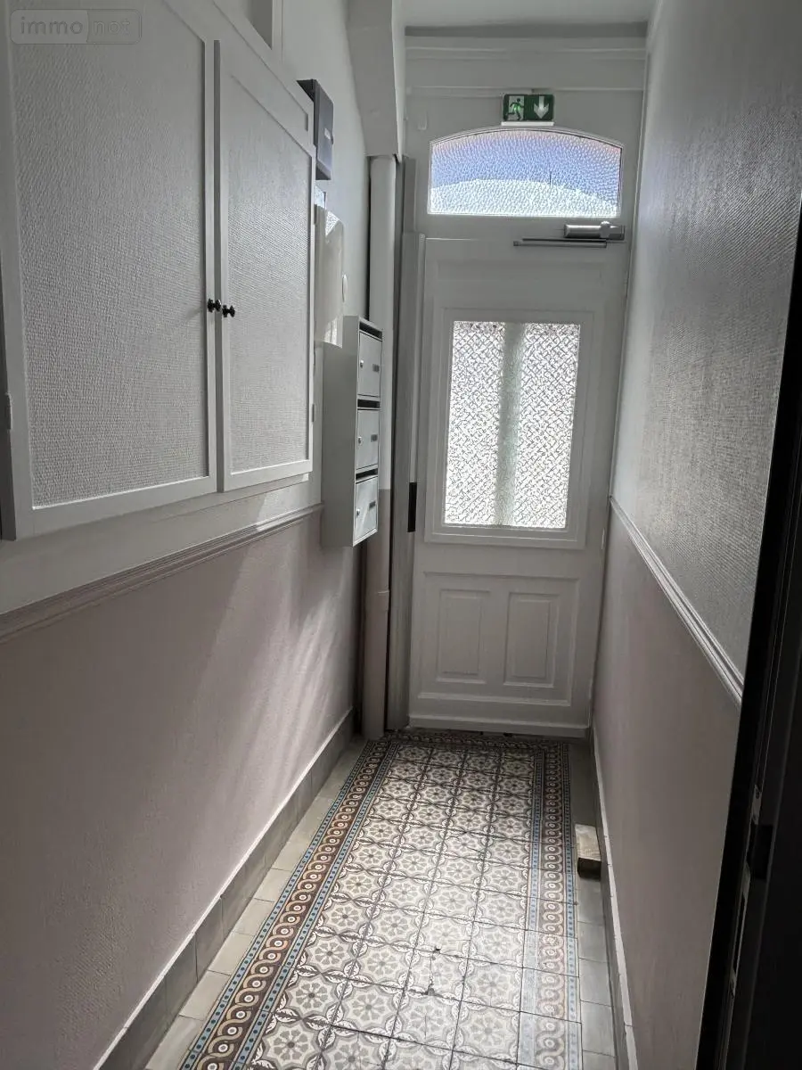 Location appartement Lille 59800 Nord 59 25 m2 1 pièce 580 euros 59002-L216 007