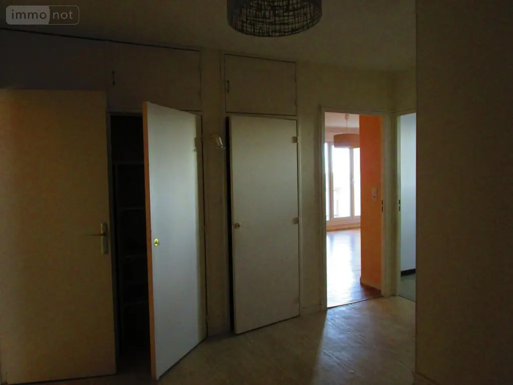 Location appartement Saint-Memmie 51470 Marne 51 67 m2 665 euros 51084-L659 001