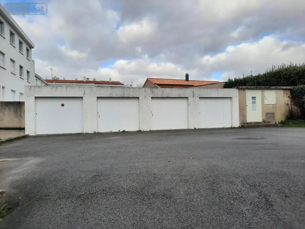Garage et parking a vendre Saint-Jean-de-Monts 85160 Vendée 85 16 m2 32800 euros 85091-5124 003