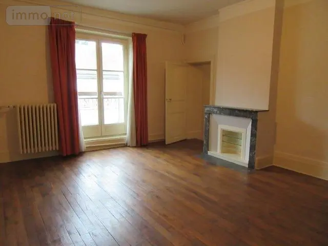 Location appartement Montargis 45200 Loiret 45 92 m2 3 pièces 685 euros 45052-L11 002
