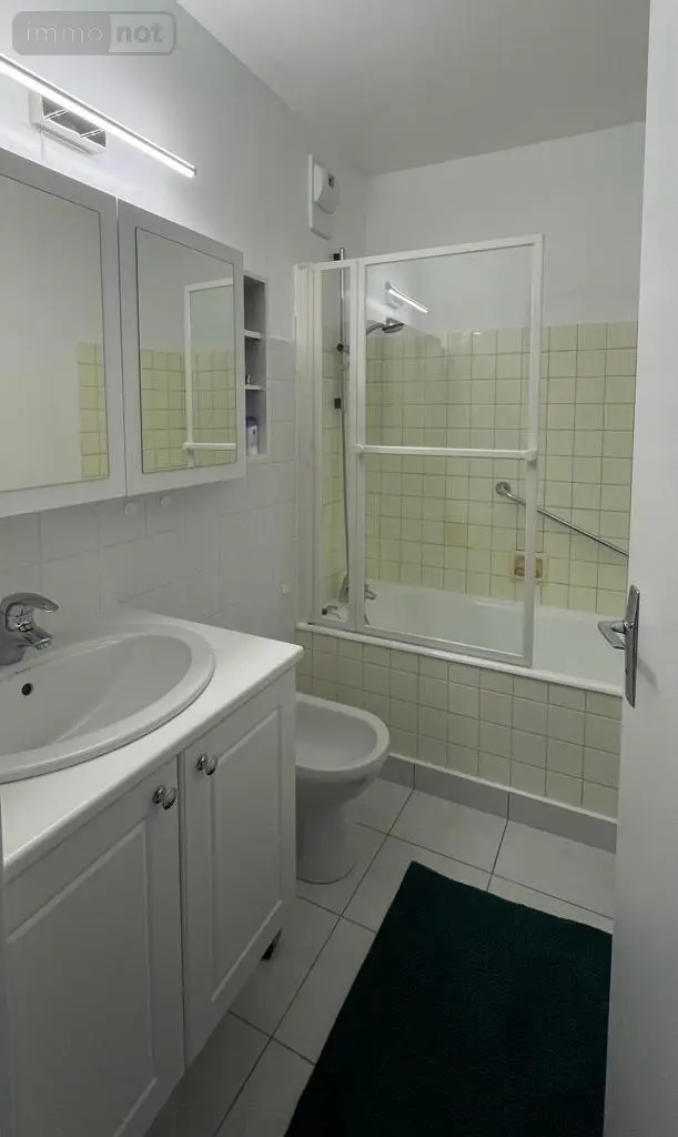 Location appartement Laval 53000 Mayenne 53 81 m2 3 pièces 830 euros 53032-L360 005