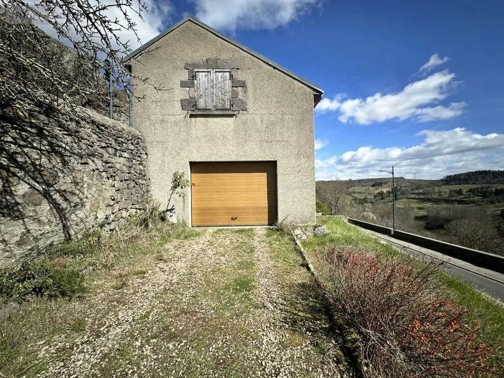 Maison a vendre Saint-Flour 15100 Cantal 15 108 m2 127200 euros 15046-74 012