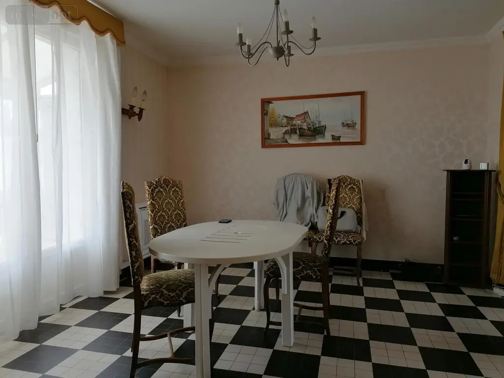 Maison a vendre Descartes 37160 Indre-et-Loire 37 112 m2 4 pièces 154350 euros 37082-300 003