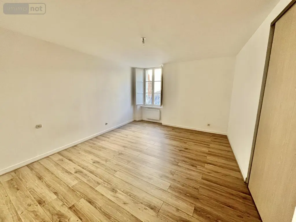 Immeuble de rapport a vendre Ingrandes-le-Fresne-sur-Loire 49123 Maine-et-Loire 49 328 m2 555440 euros 49019-3557 012