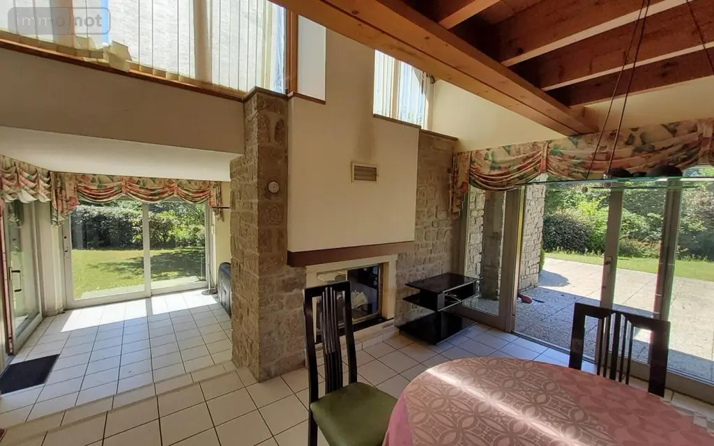 Maison a vendre Carhaix-Plouguer 29270 Finistère 29 123 m2 7 pièces 262500 euros 29066-3804 007