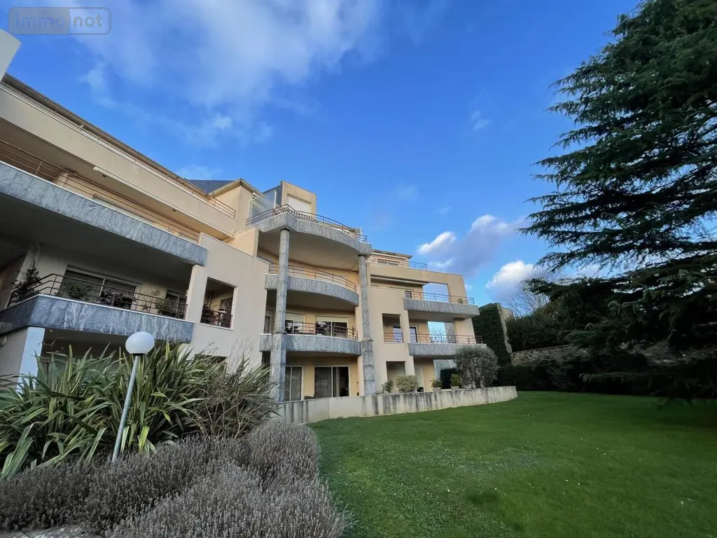 Appartement a vendre Cholet 49300 Maine-et-Loire 49 77 m2 3 pièces 220350 euros 49055-104 007