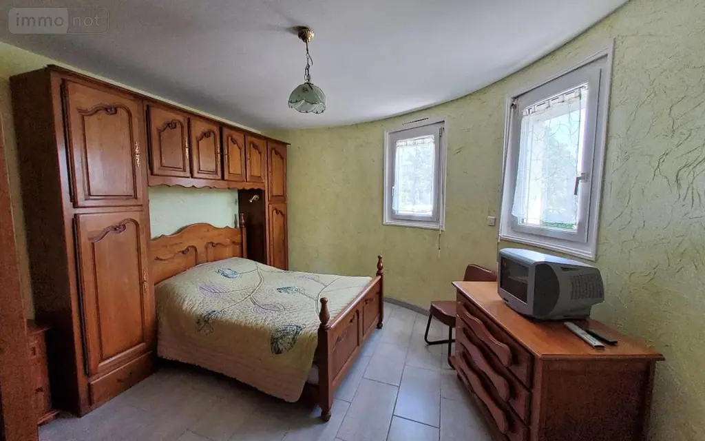 Maison a vendre Carhaix-Plouguer 29270 Finistère 29 143 m2 7 pièces 283500 euros 29066-3748 011