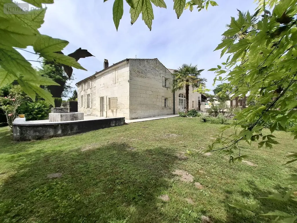 Maison a vendre Saintes 17100 Charente-Maritime 17 405 m2 11 pièces 475000 euros 17111-738 004