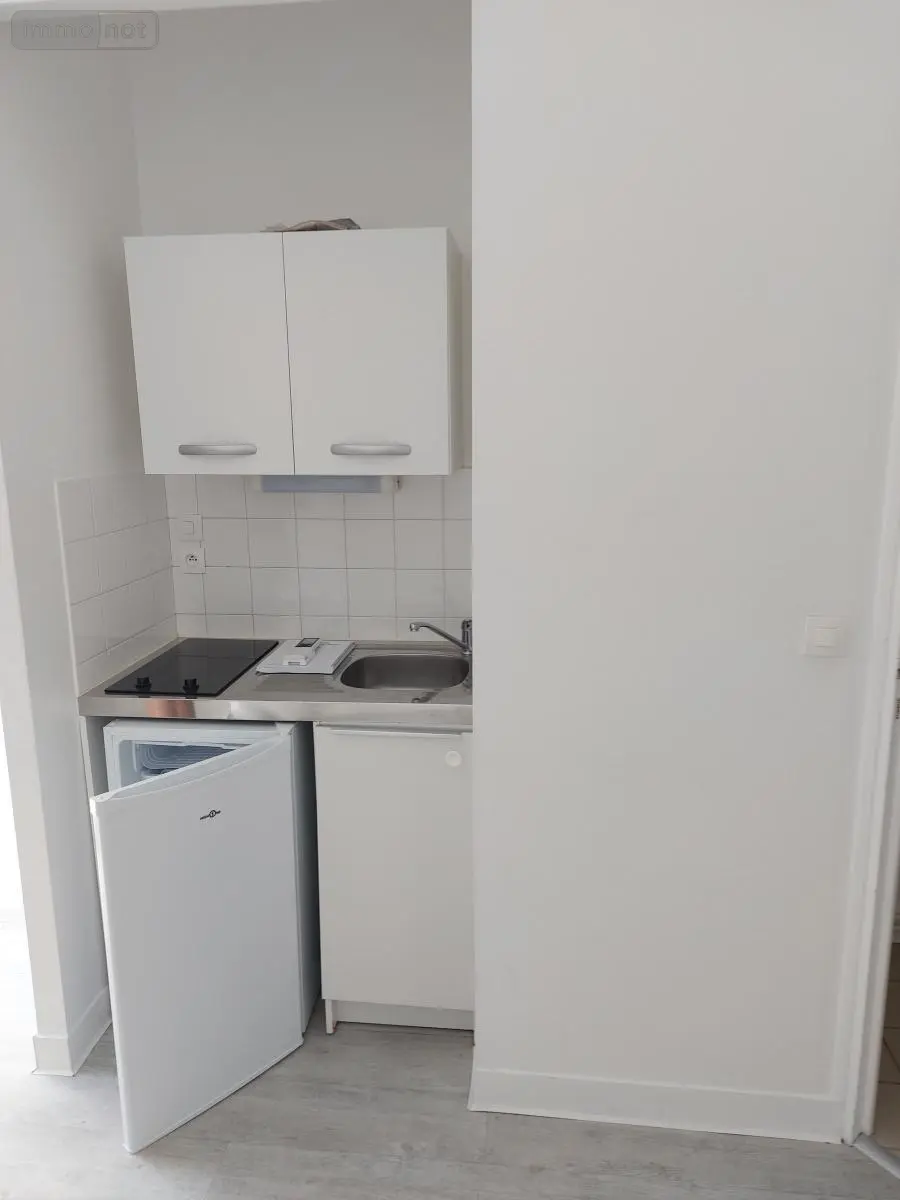 Location appartement Reims 51100 Marne 51 15 m2 460 euros 51046-L517 006