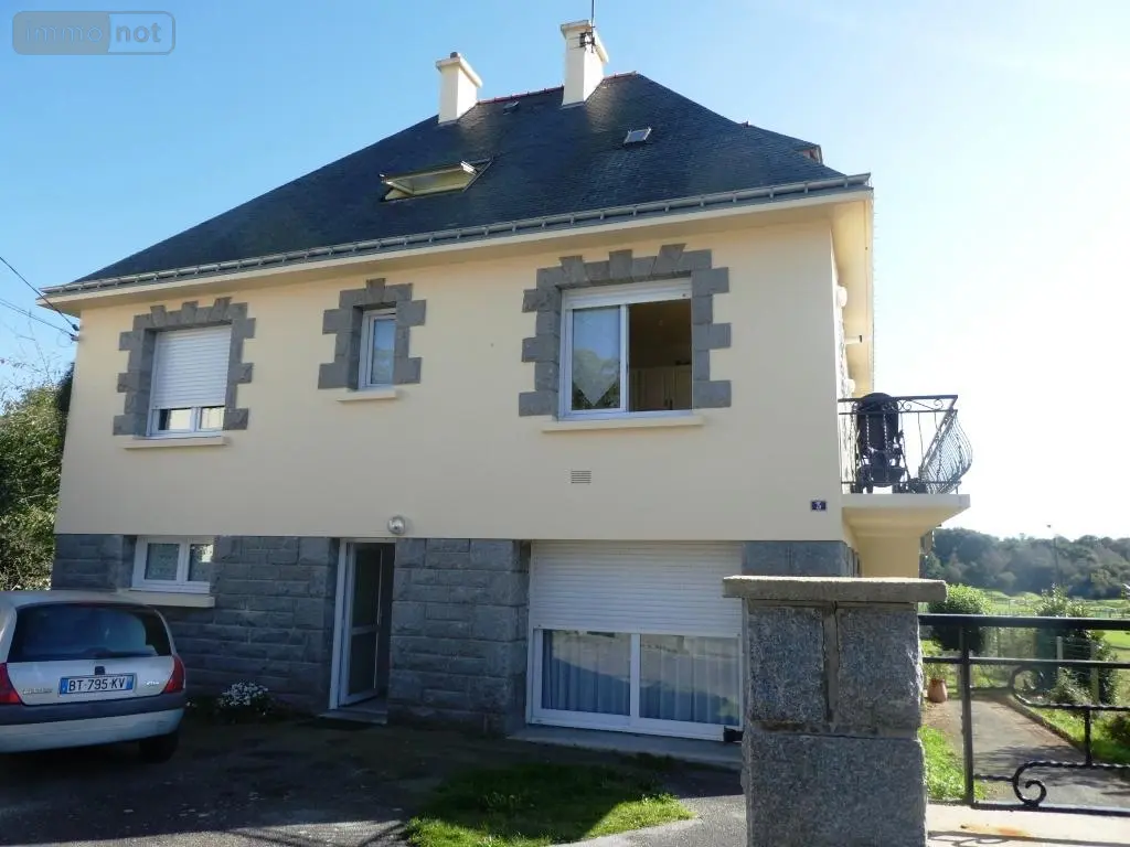 Immeuble de rapport a vendre Guémené-sur-Scorff 56160 Morbihan 56 206 m2 229800 euros 56075-2192 006