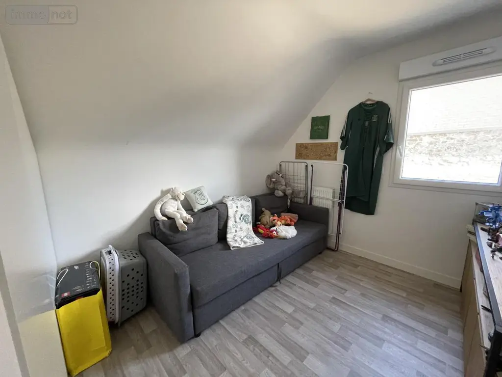 Location maison Saint-Père-Marc-en-Poulet 35430 Ille-et-Vilaine 35 99 m2 4 pièces 1265 euros 35084-L376 006