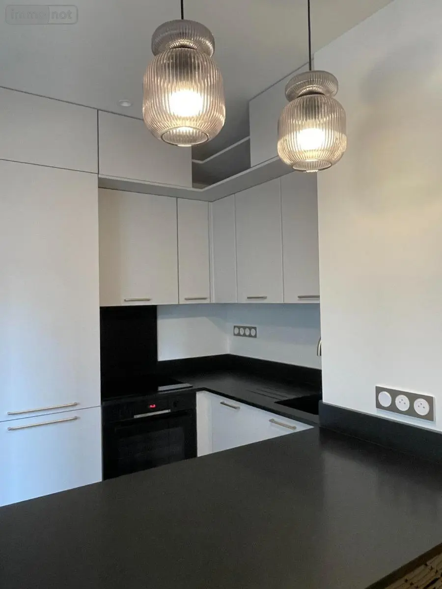 Location appartement Saint-Malo 35400 Ille-et-Vilaine 35 67 m2 3 pièces 1265 euros 35104-L139 011