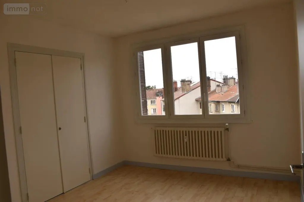 Location appartement Bourg-en-Bresse 01000 Ain 01 85 m2 4 pièces 940 euros 01065-L421 007