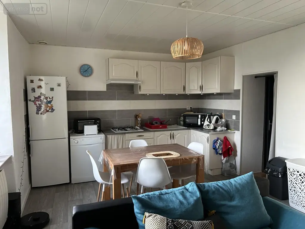 Immeuble de rapport a vendre Saint-Agathon 22200 Côtes-d'Armor 22 194 m2 365600 euros 22064-1161 007