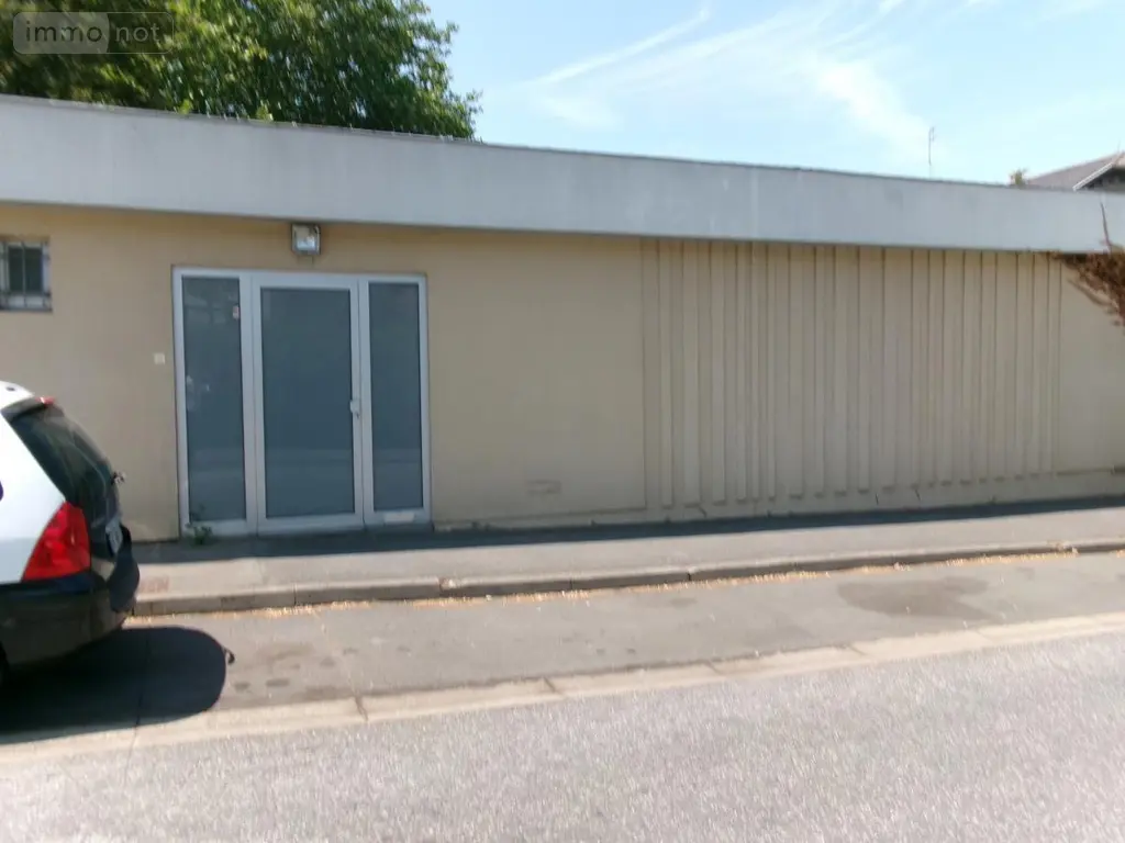 Location fonds et murs commerciaux Bruay-la-Buissière 62700 Pas-de-Calais 62 68 m2 750 euros 62023-L1435 003