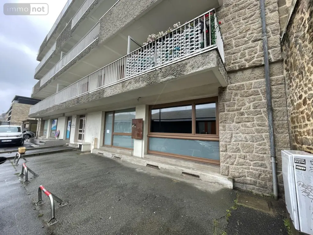 Location fonds et murs commerciaux Saint-Malo 35400 Ille-et-Vilaine 35 88 m2 1850 euros 35084-L361 002