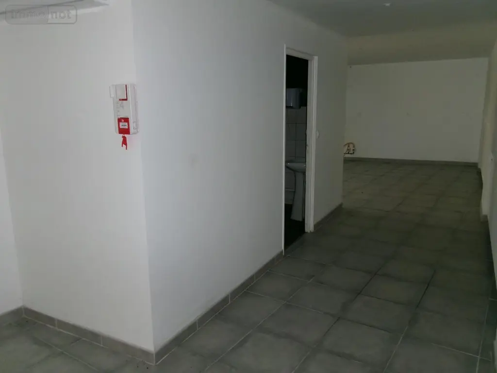 Location fonds et murs commerciaux Haillicourt 62940 Pas-de-Calais 62 151 m2 1000 euros 62023-L1420 006
