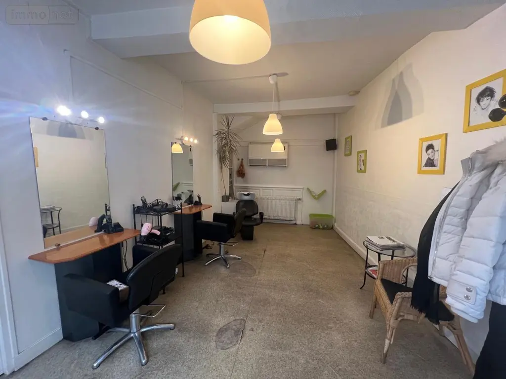 Location fonds et murs commerciaux Orbec 14290 Calvados 14 60 m2 3 pièces 615 euros 14058-L323 006