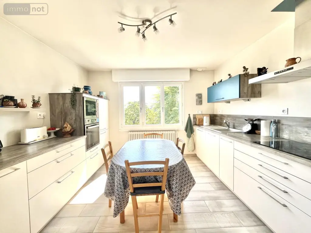 Maison a vendre Mauges-sur-Loire 49620 Maine-et-Loire 49 169 m2 9 pièces 326800 euros 49019-3563 004
