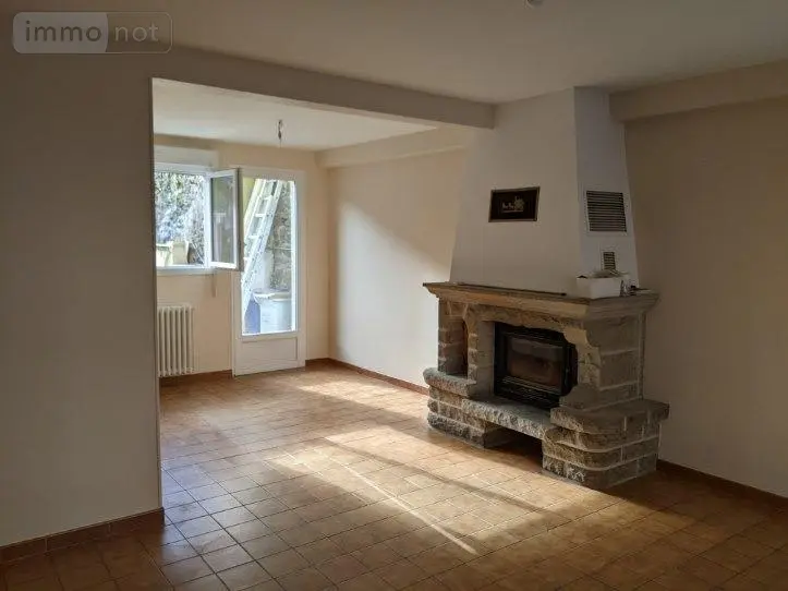 Location maison Saint-Malo 35400 Ille-et-Vilaine 35 129 m2 7 pièces 1246 euros 35104-L136 003