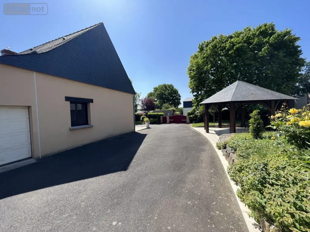 Maison a vendre Châteaugiron 35410 Ille-et-Vilaine 35 160 m2 8 pièces 405240 euros 35018-738 005