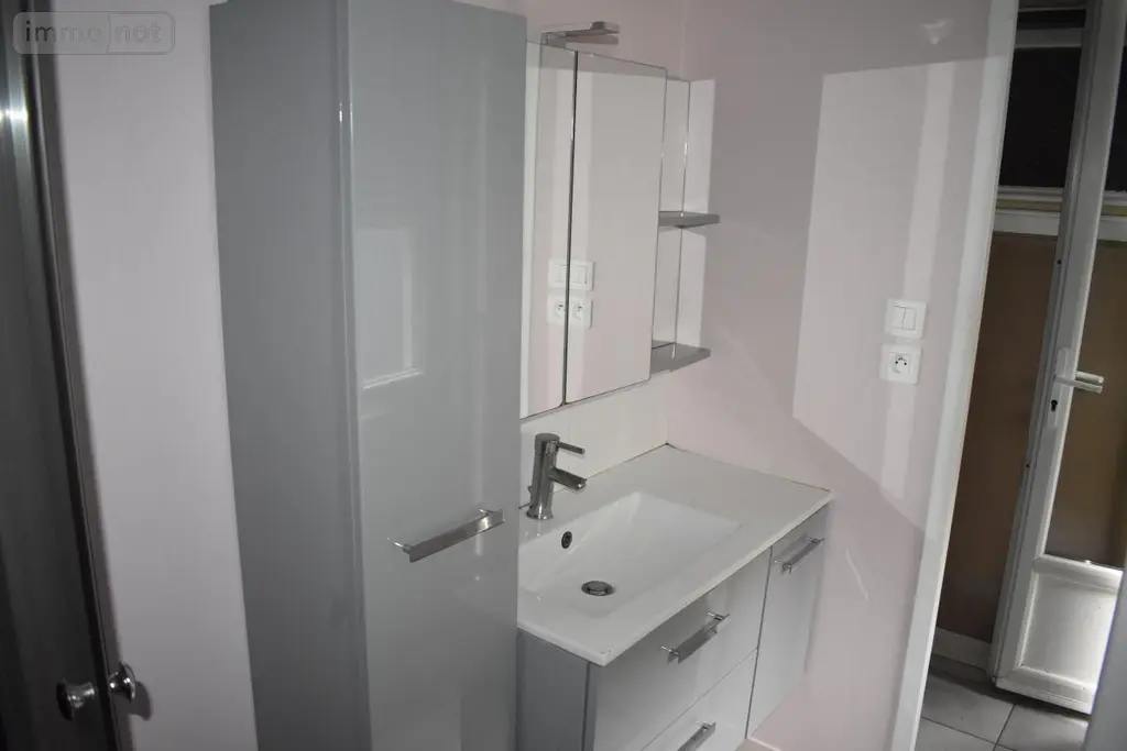 Maison a vendre Candé 49440 Maine-et-Loire 49 205 m2 234500 euros 49095-1664 022