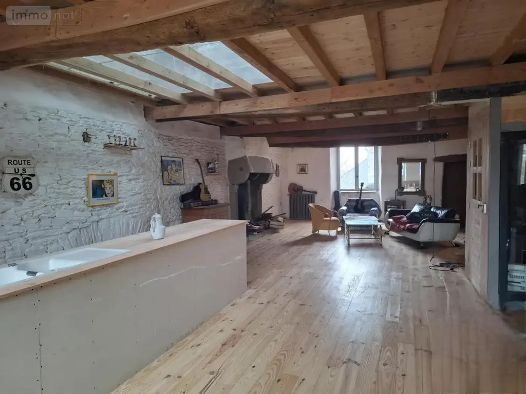 Maison a vendre Carhaix-Plouguer 29270 Finistère 29 244 m2 5 pièces 107610 euros 29064-2792 002