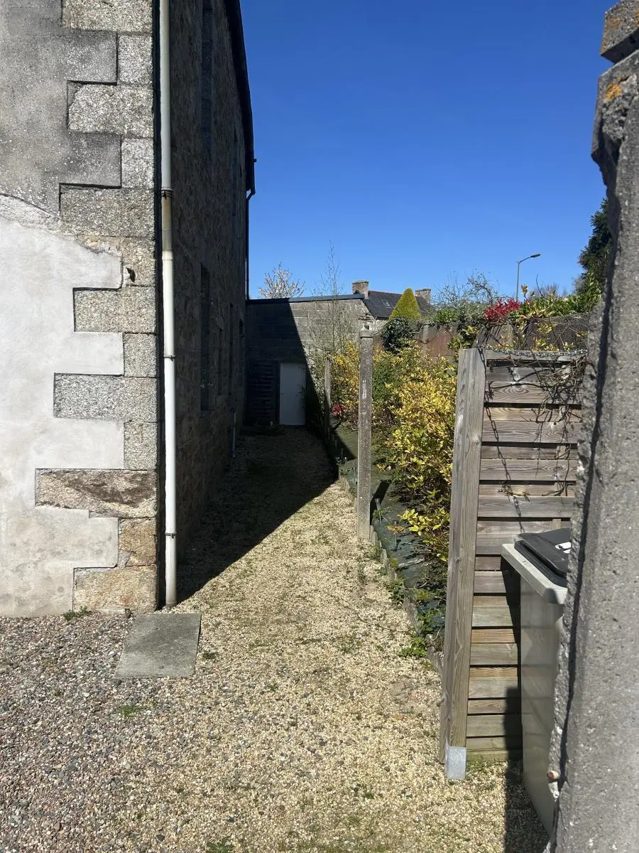 Immeuble de rapport a vendre Saint-Agathon 22200 Côtes-d'Armor 22 194 m2 365600 euros 22064-1161 003