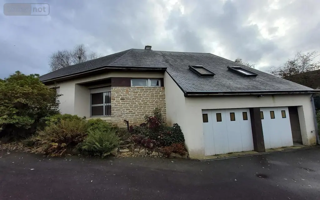 Maison a vendre Carhaix-Plouguer 29270 Finistère 29 171 m2 7 pièces 299250 euros 29066-3739 028
