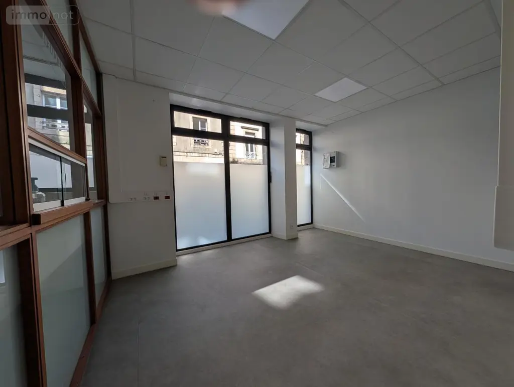 Fonds et murs commerciaux a vendre Morlaix 29600 Finistère 29 188 m2 294280 euros 29086-1745 003