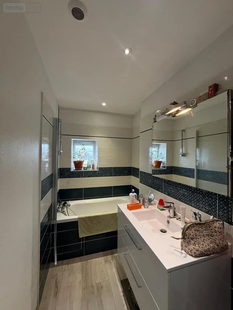 Appartement a vendre Angers 49100 Maine-et-Loire 49 91 m2 4 pièces 289770 euros 49012-2137 007