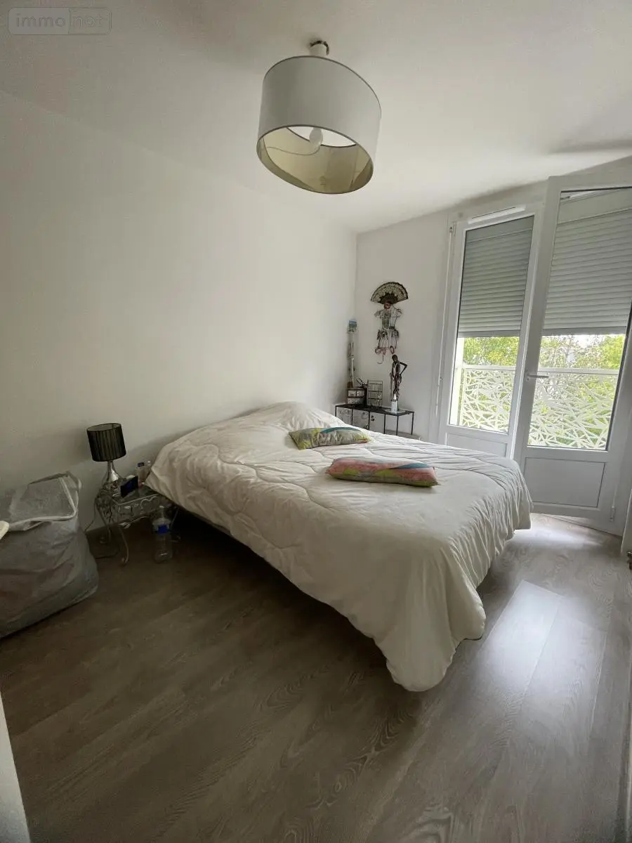 Appartement a vendre Châlons-en-Champagne 51000 Marne 51 76 m2 4 pièces 75000 euros 51084-1298 003