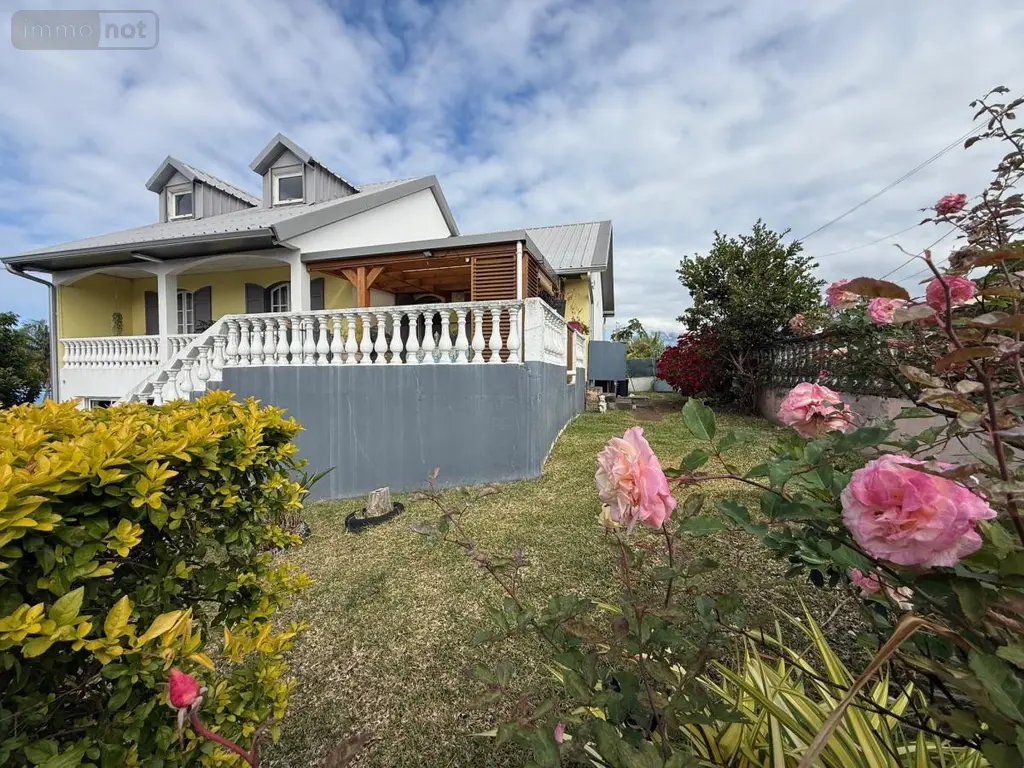 Maison a vendre Le Tampon 97430 La Réunion 974 111 m2 6 pièces 304500 euros 97410-762 001
