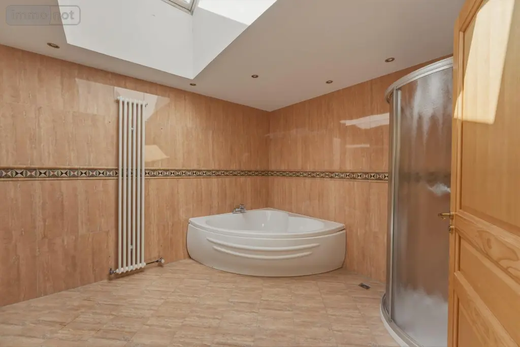 Maison a vendre Divonne-les-Bains 01220 Ain 01 661 m2 11 pièces 2500000 euros 01047-868 021