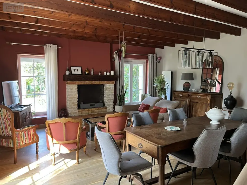 Maison a vendre Vouillé-les-Marais 85450 Vendée 85 145 m2 6 pièces 285350 euros 85088-2329 003