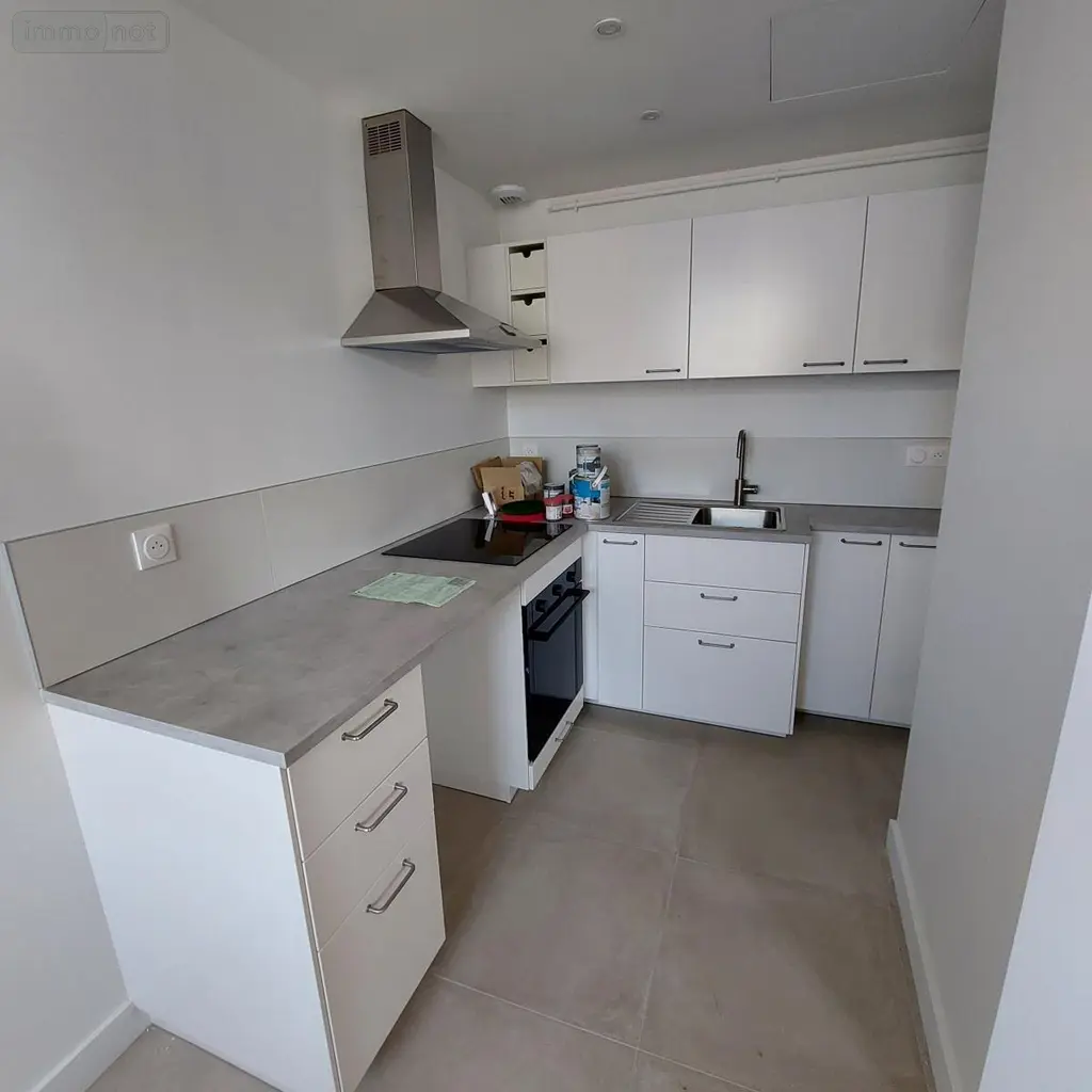 Location appartement Reims 51100 Marne 51 43 m2 2 pièces 740 euros 51046-L592 005