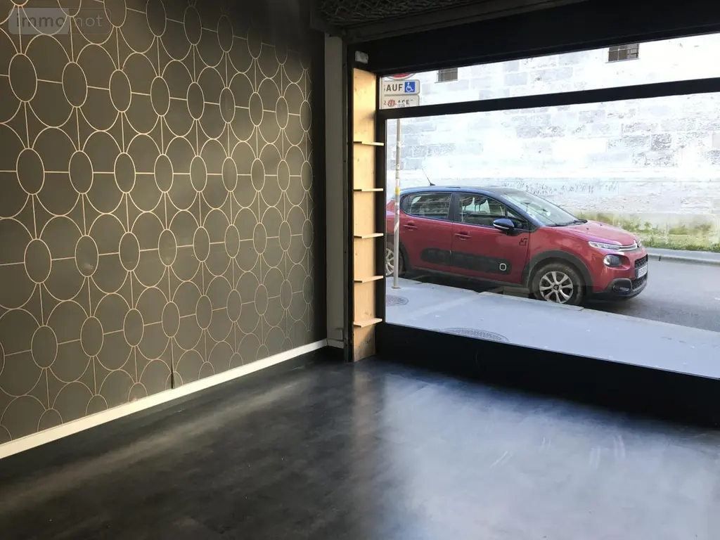 Location fonds et murs commerciaux Rouen 76000 Seine-Maritime 76 27 m2 875 euros 76012-L6 003