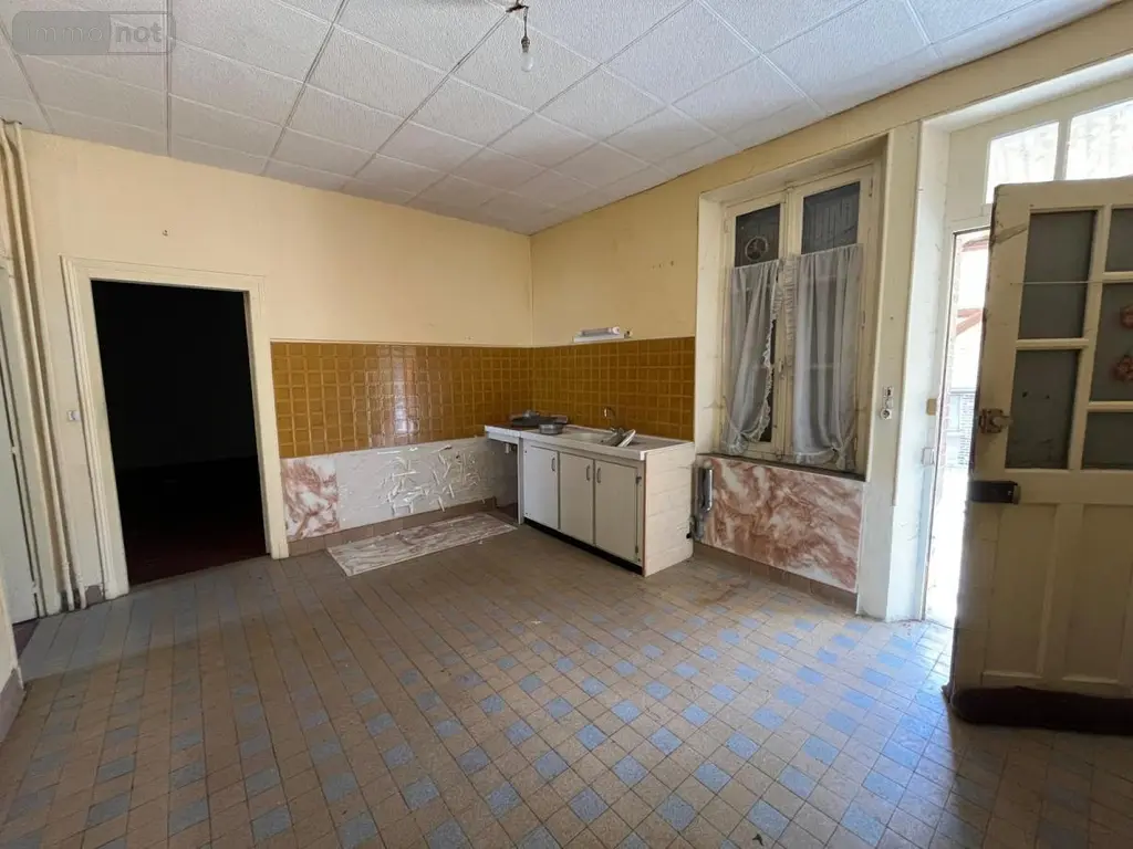 Fonds et murs commerciaux a vendre Corquilleroy 45120 Loiret 45 350 m2 5 pièces 126800 euros 45051-487 016